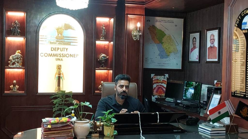 Provide information to the district administration about Una residents who are out of contact following the Nepal disaster Jatin Lal